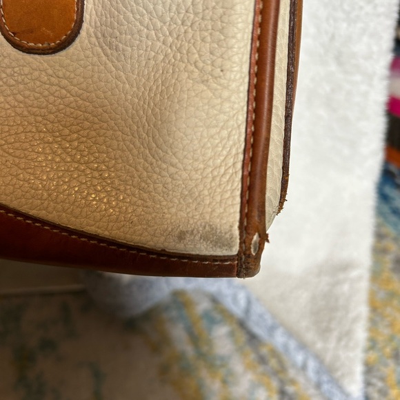 Vintage Dooney and Bourke Shoulder Satchel - Picture 8 of 12